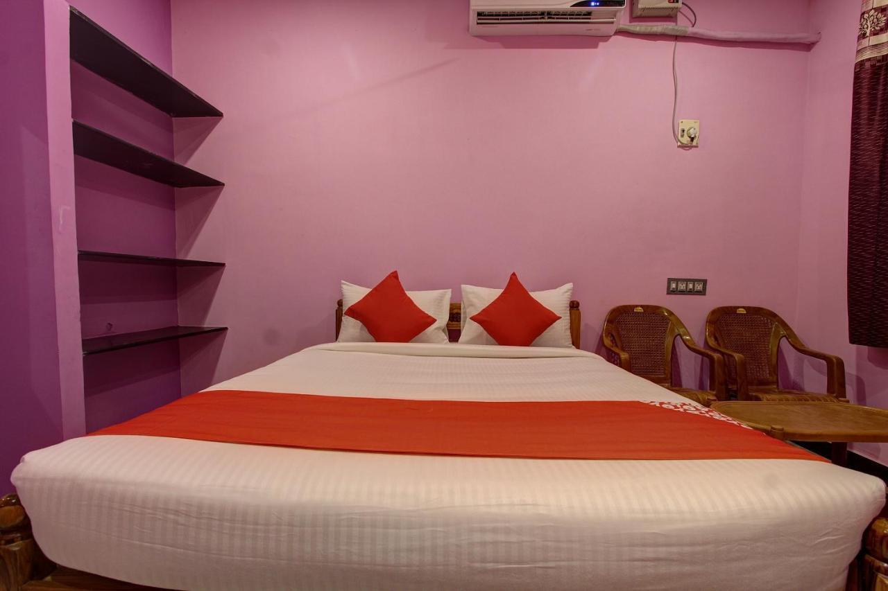 Oyo 38664 Rt Residency Hotel Golden Rock Exterior foto